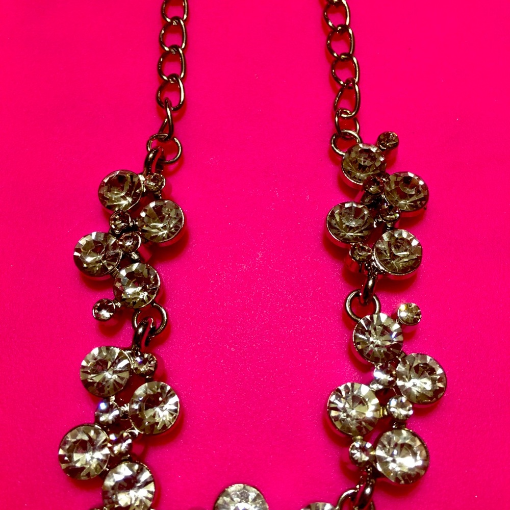 Beautiful Rhinestone necklace 22” - Picture 5 of 9